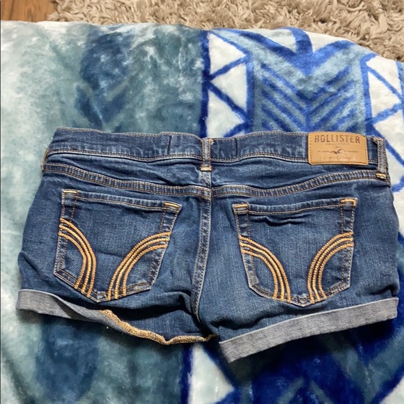 Shorts - Picture 2 of 2